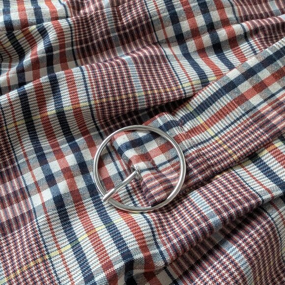 PULL&BEAR Red Lightweight Tartan/Plaid High-Waisted Belted Shorts, Size L - Picture 6 of 9